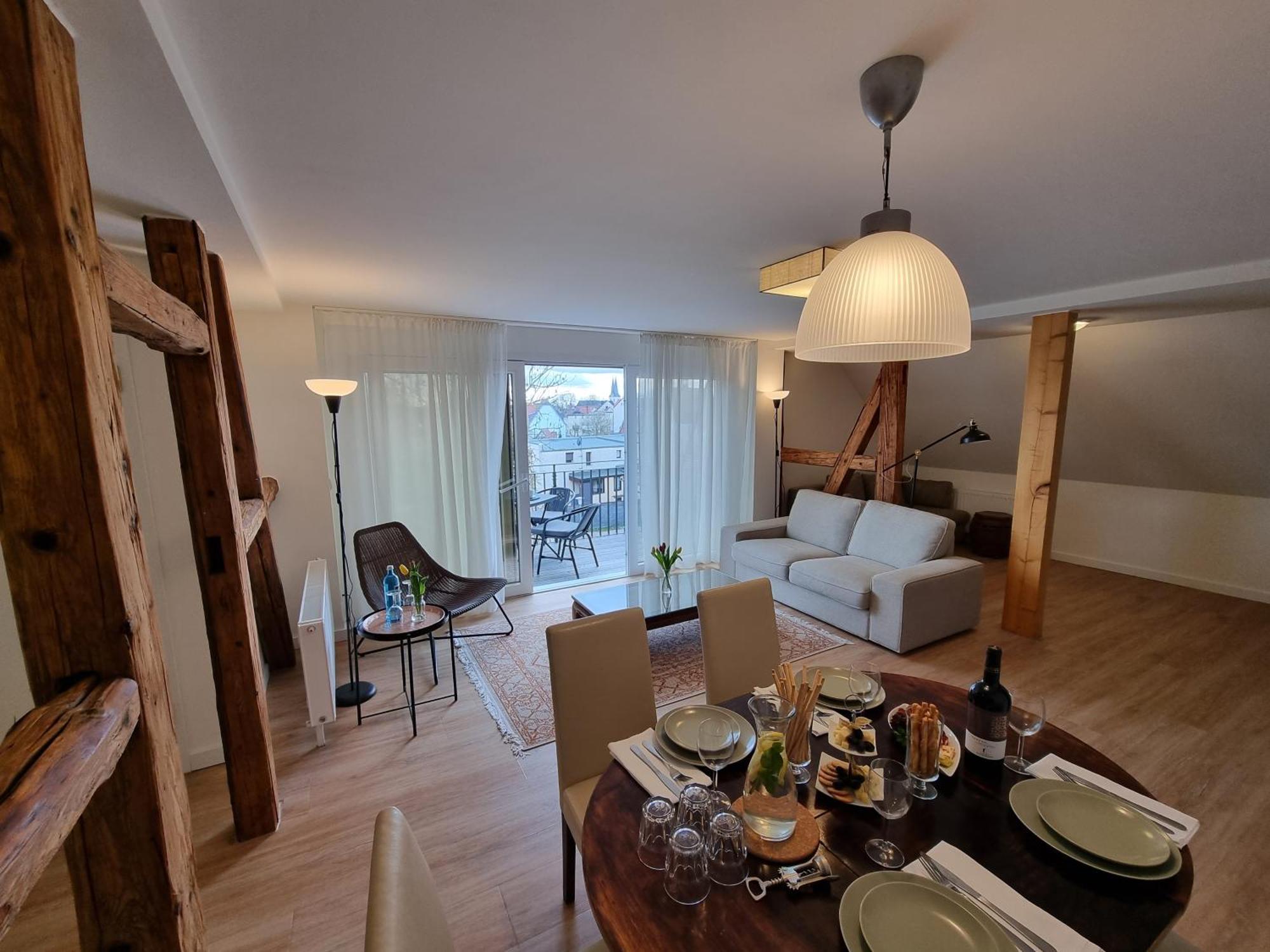 Hotel Burg Wanzleben Bagian luar foto